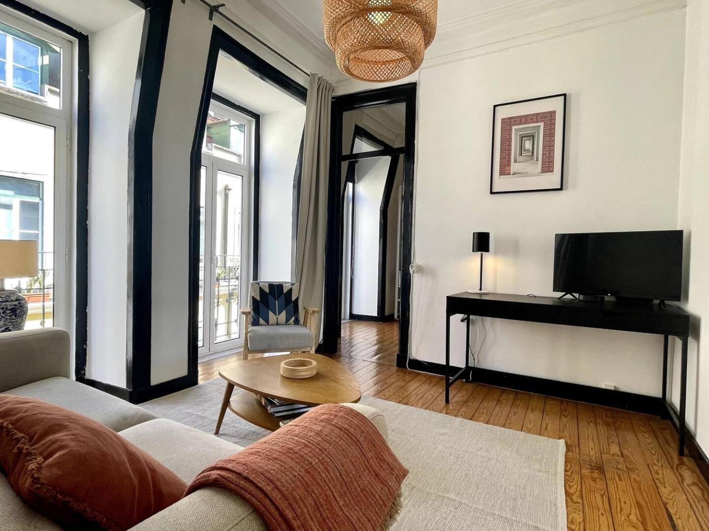 Hidden Gem Rustic Modern 2 Bedroom Flat Apartamento Lisboa