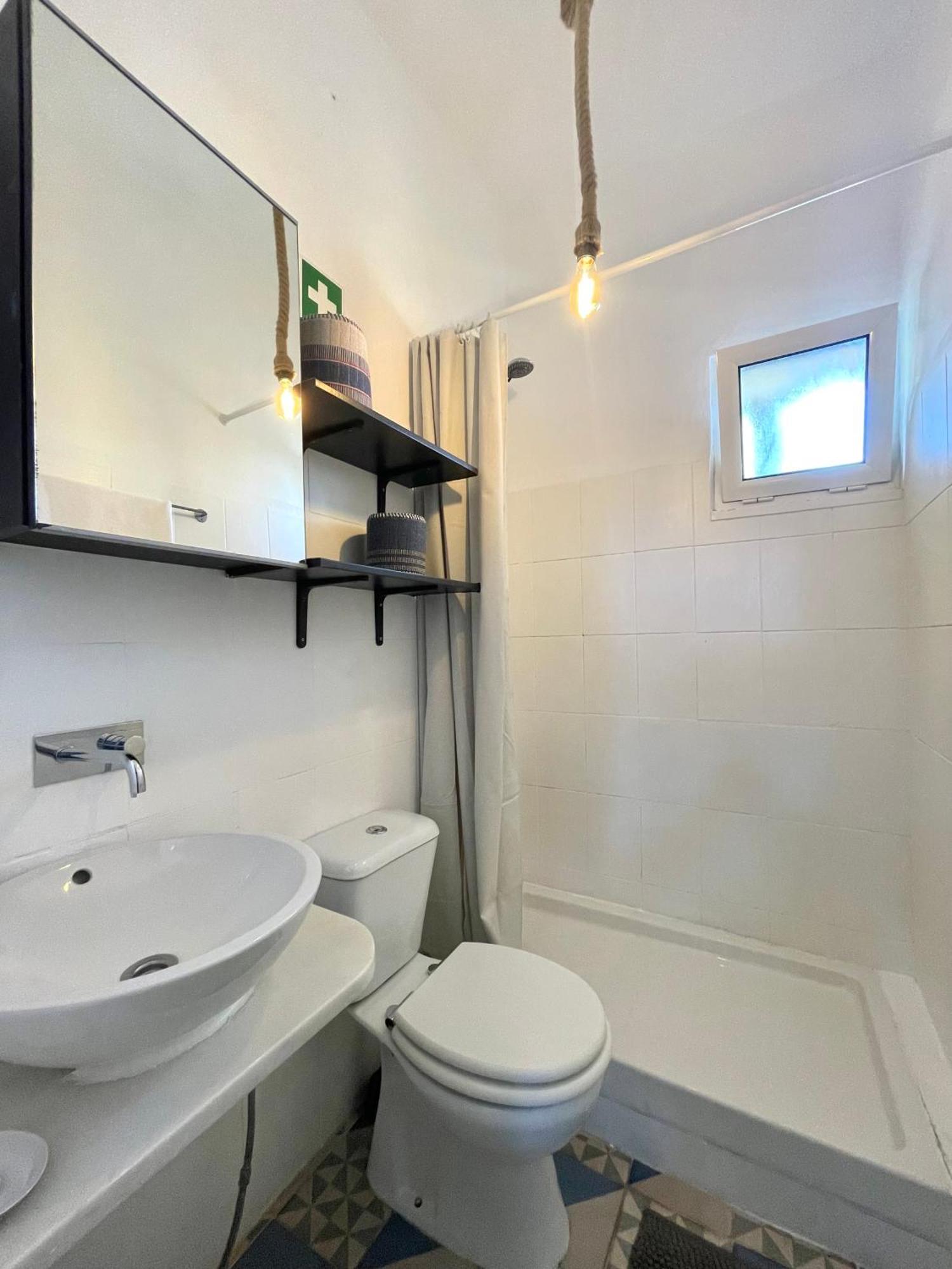 Apartamento Hidden Gem Rustic Modern 2 Bedroom Flat *